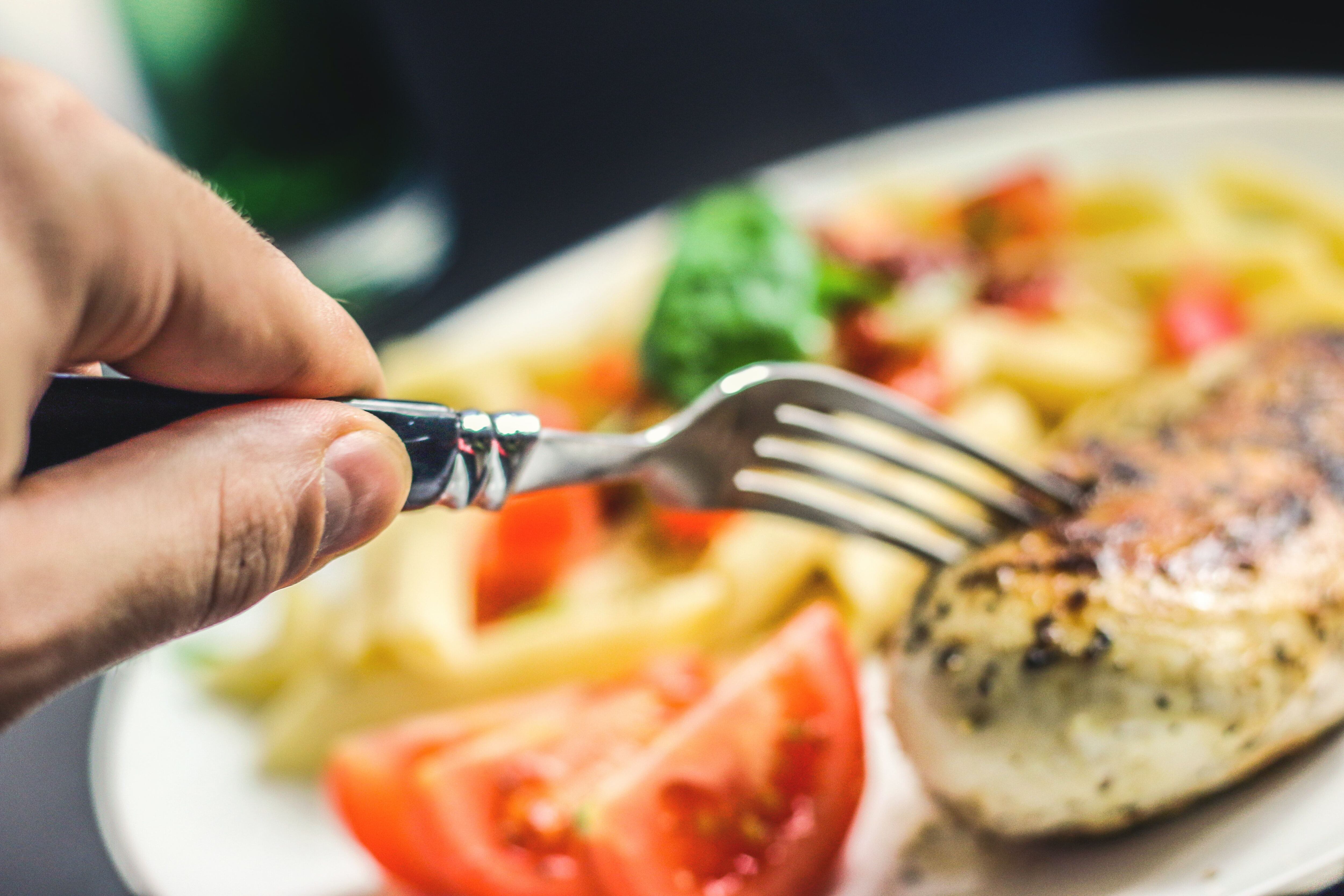 El superalimento para comer de noche que ayuda a dormir mejor y adelgazar a  la vez