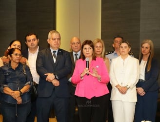 El ministro del Interior de Paraguay, Enrique Riera y la ministra de Seguridad de Argentina Patricia Bullrich. Foto: Néstor Soto/Nación Media.