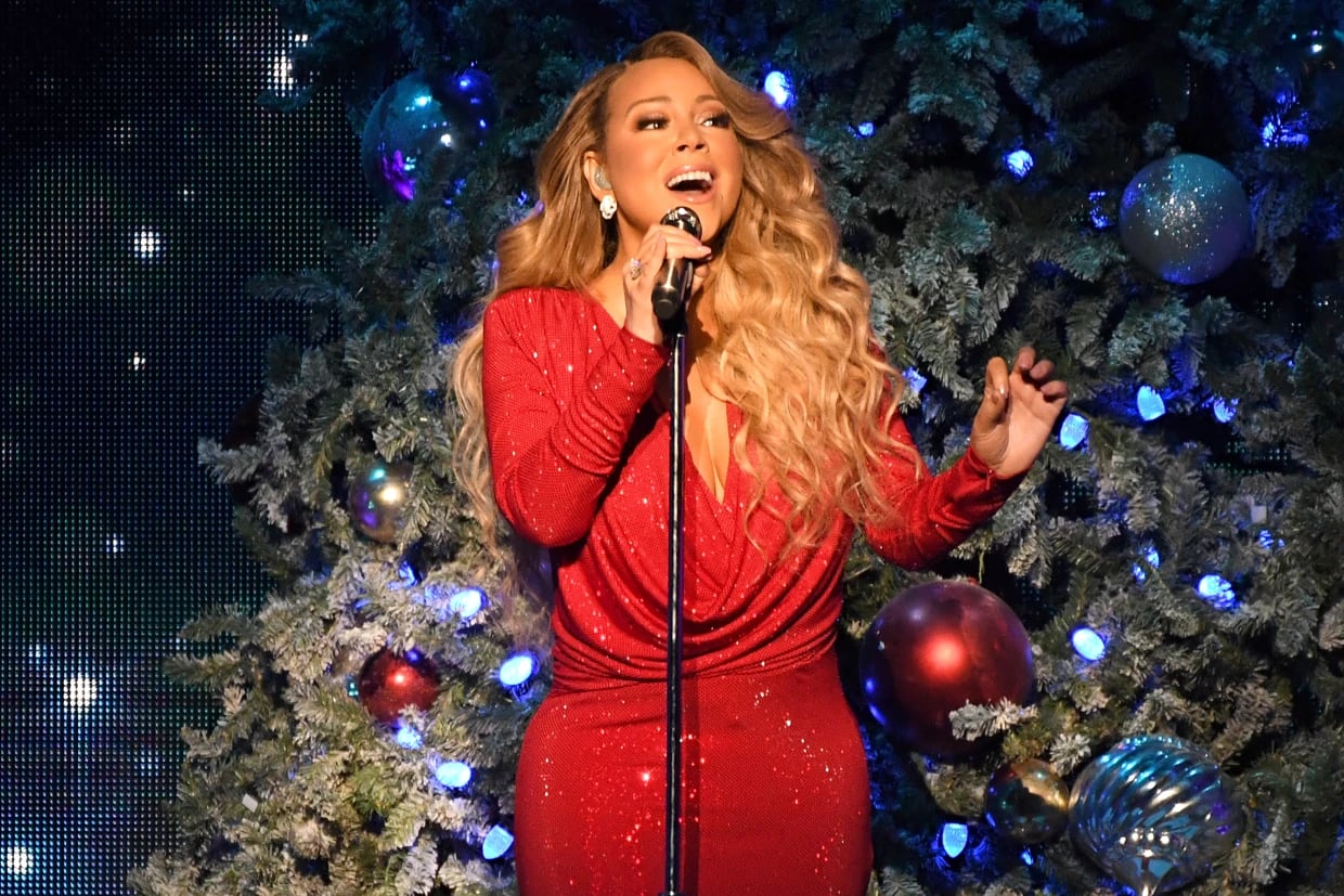 La Nación / Brenda Lee arrebata a Mariah Carey la corona de Reina de la  Navidad