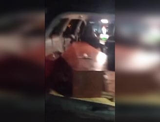 El video mostrando el ataúd fue viralizado en redes sociales. Imagen: captura de video.