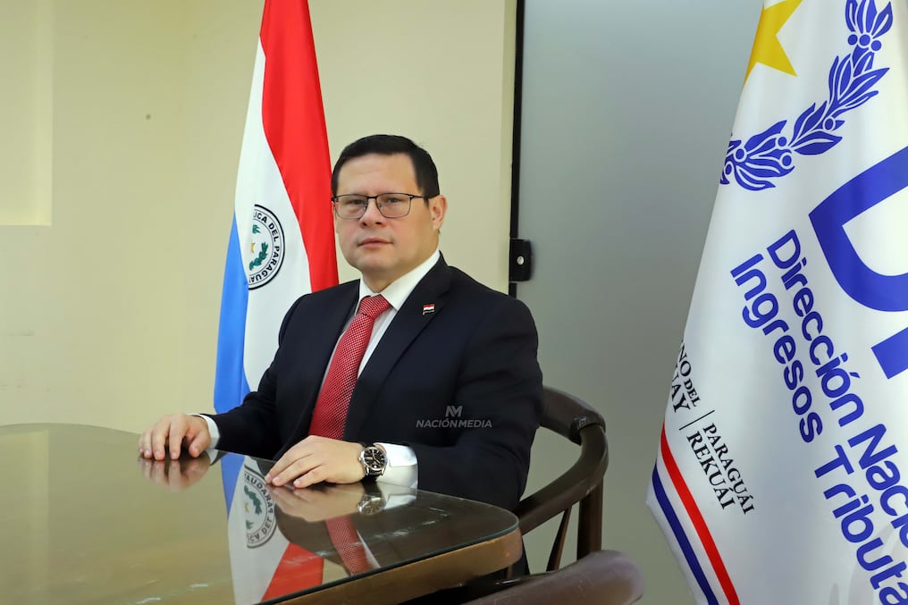 El director de Ingresos Tributarios, Óscar Orué, afirmó que Paraguay logró ajustar el sistema tributario sin aumentar impuestos. Foto: Néstor Soto