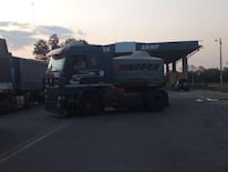 Camiones varados en Bolivia.
