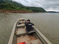 La Armada Paraguaya prosigue con las tareas de búsqueda en los ríos Monday y Paraná. Foto: Gentileza.