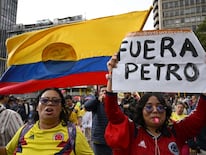 Una multitud salió a las calles para manifestarse contra Gustavo Petro. Foto: AFP.