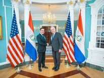 El Subsecretario de Estado Kurt Campbell y el Ministro de Relaciones Exteriores del Paraguay, Ruben Ramírez Lezcano.