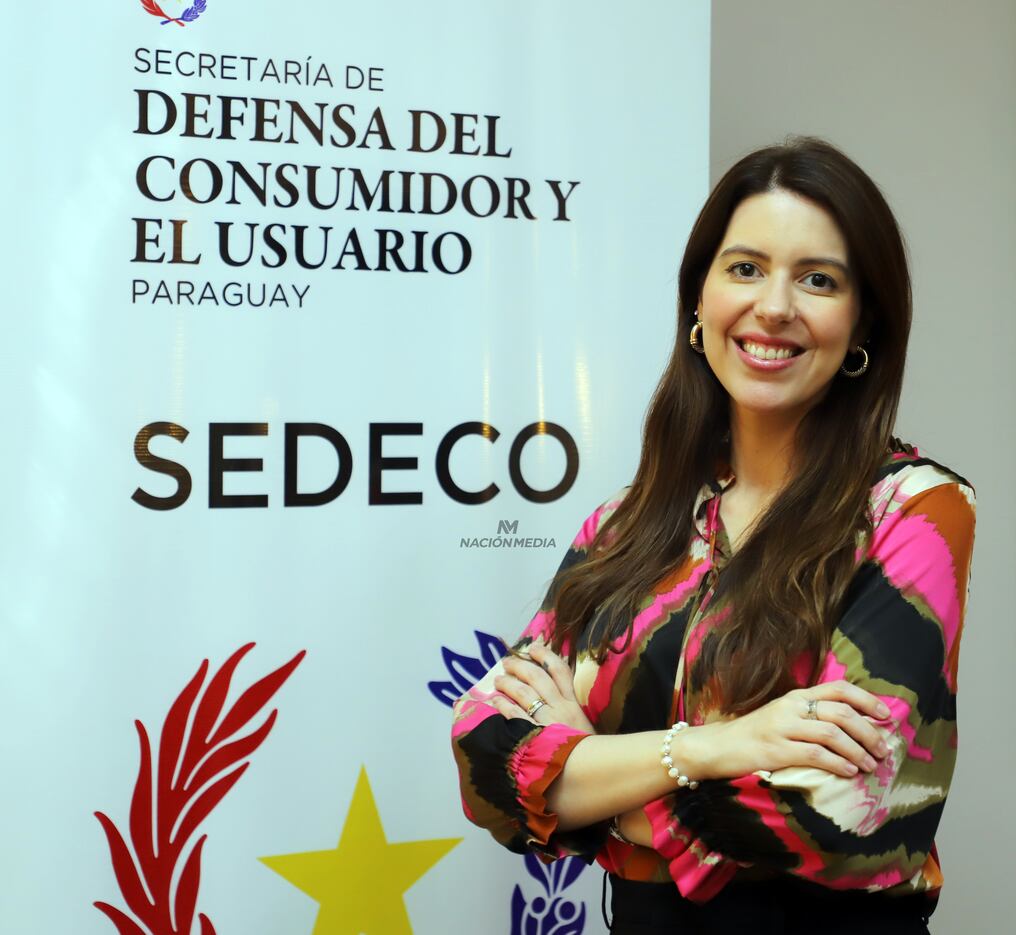 La ministra de la Sedeco, Sara Irún, destacó la importancia de promover el consumo responsable. Foto: Néstor Soto